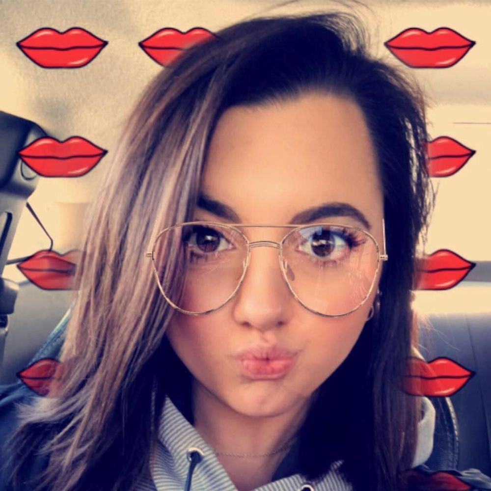 Meet your Posher, Madison